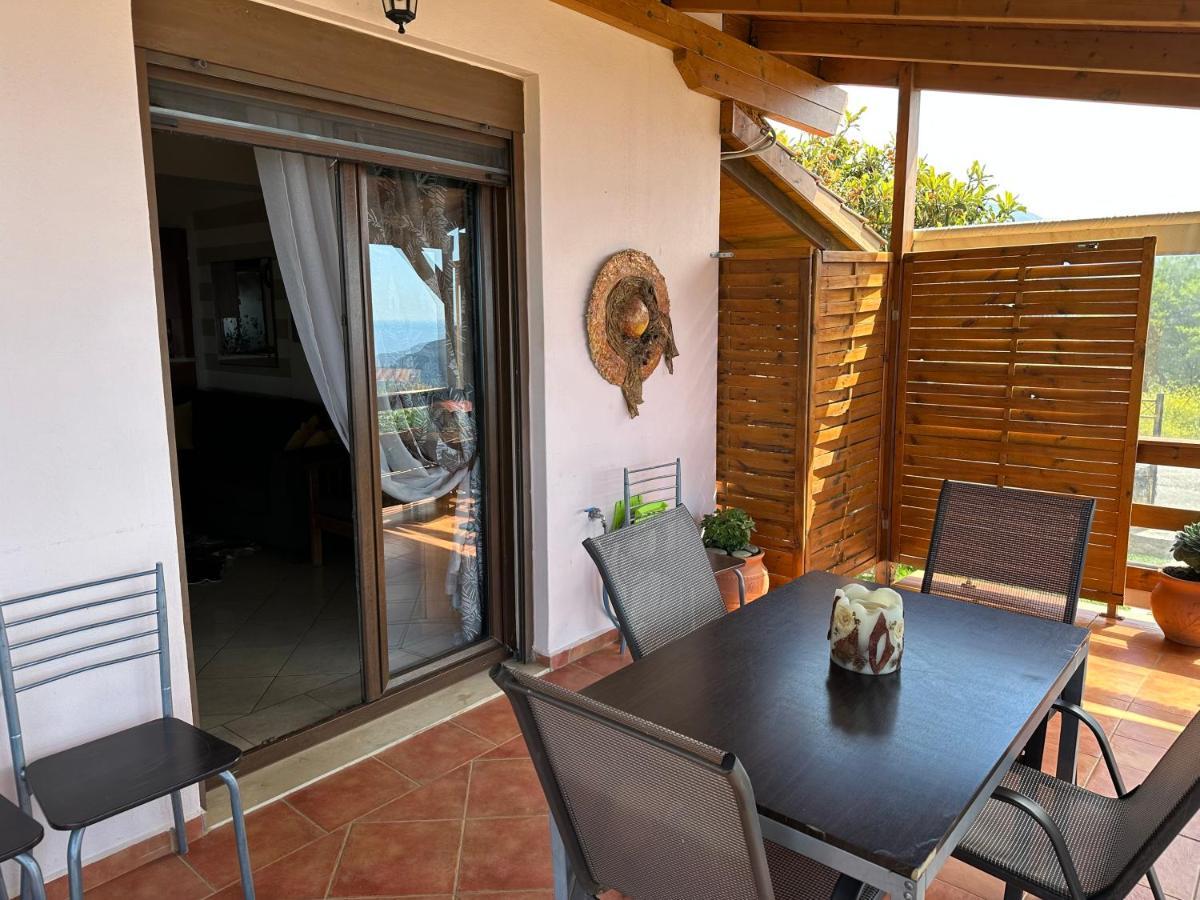 Seaview Villa Liandroy Sellía エクステリア 写真